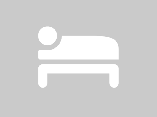 Double room with king-size bed